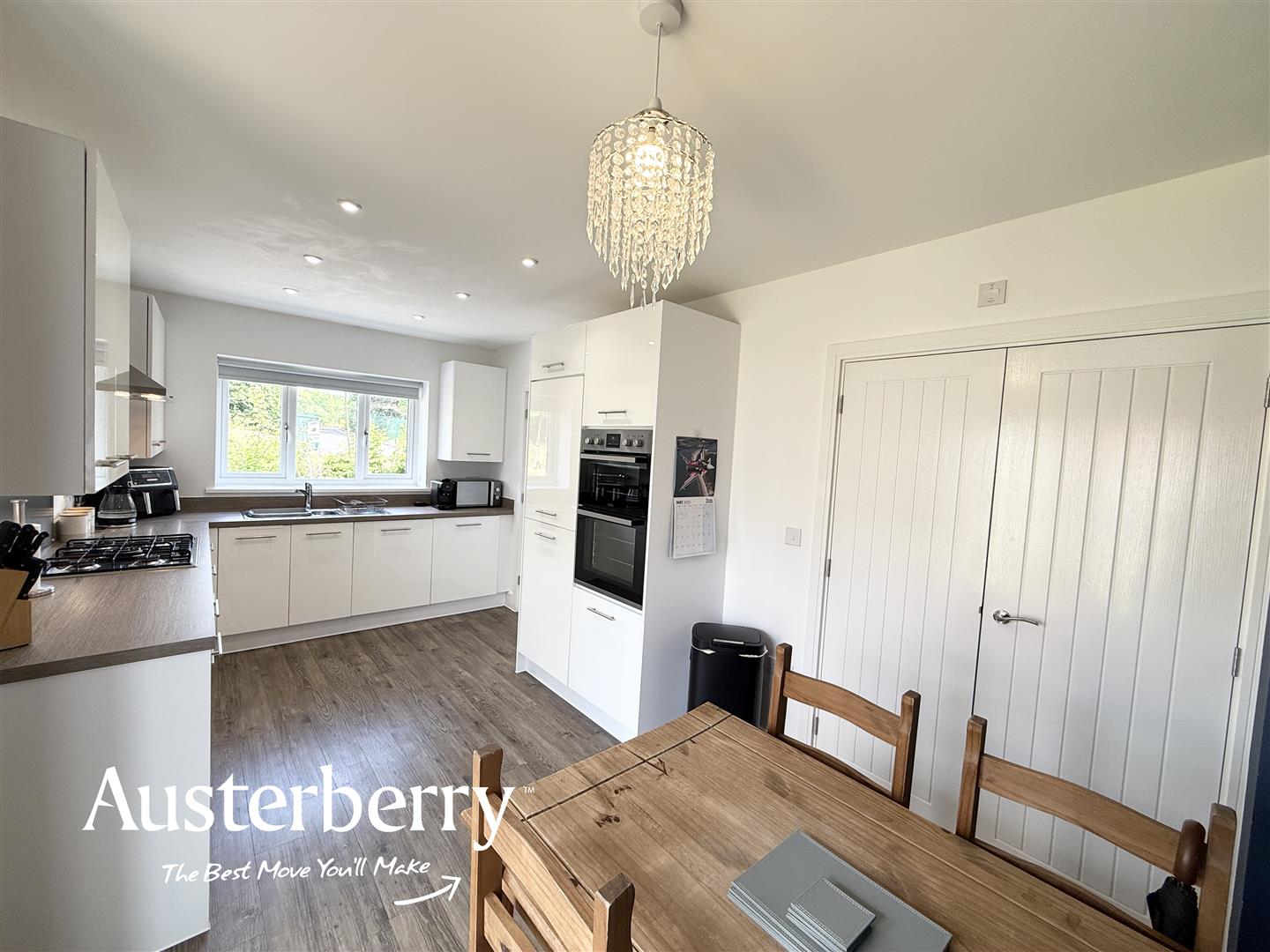 3 bed property in John Bradbury Place, Stoke on trent